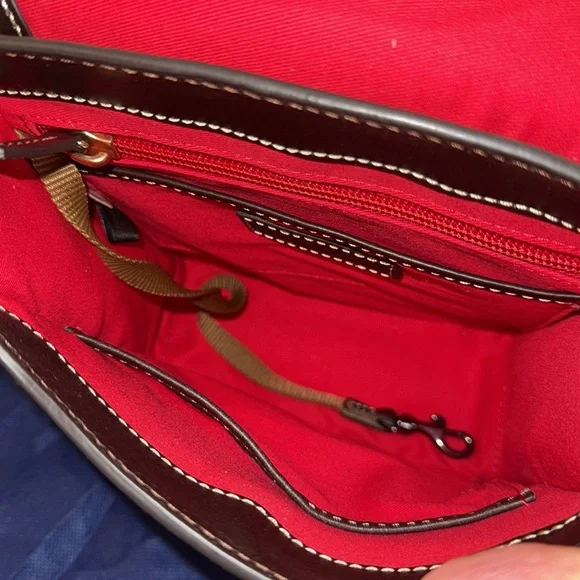 Dooney & Bourke Bag Denison Leather Croco Flap Brown Croc-Embossed Backback - Picture 12 of 17